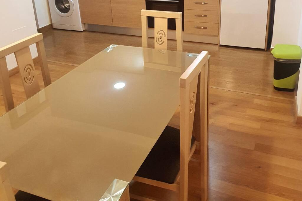 4F, Aire Acondic, 80M2, 2 Dormitorios, 4 Huespedes, Wifi Gratis La Línea de la Concepción Esterno foto